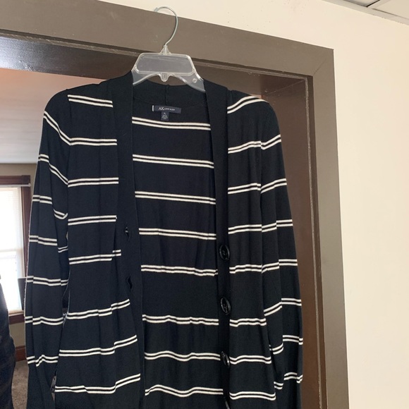Anne Klein Petite Large Button Up Cardigan Black W/ white stripes - Picture 7 of 9